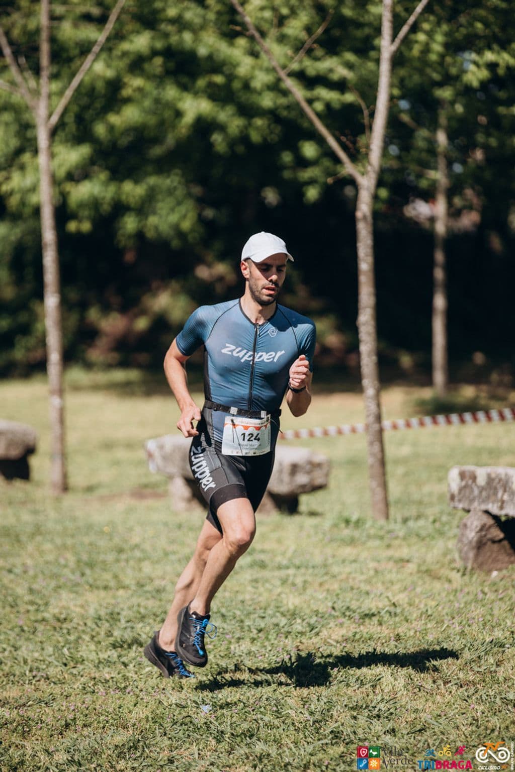 Atleta com o dorsal 124