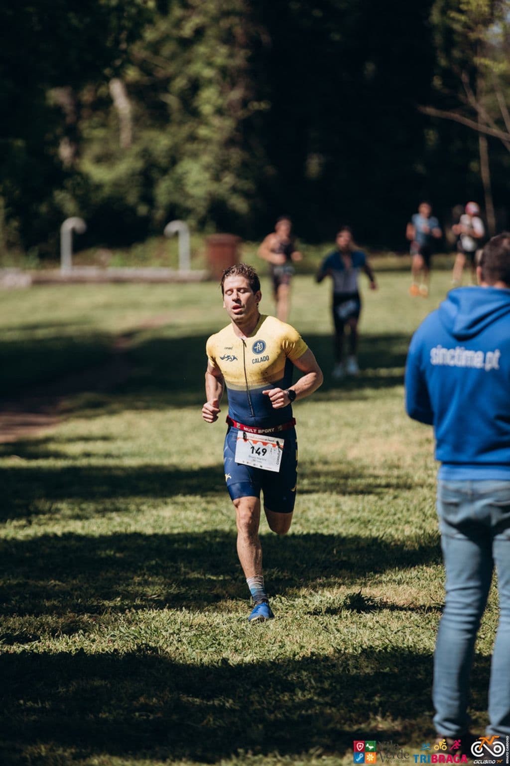 Atleta com o dorsal 149