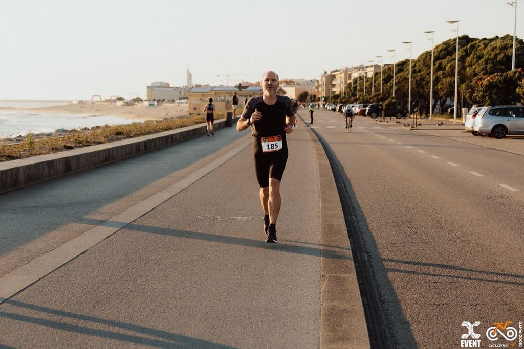 Atleta com o dorsal 185