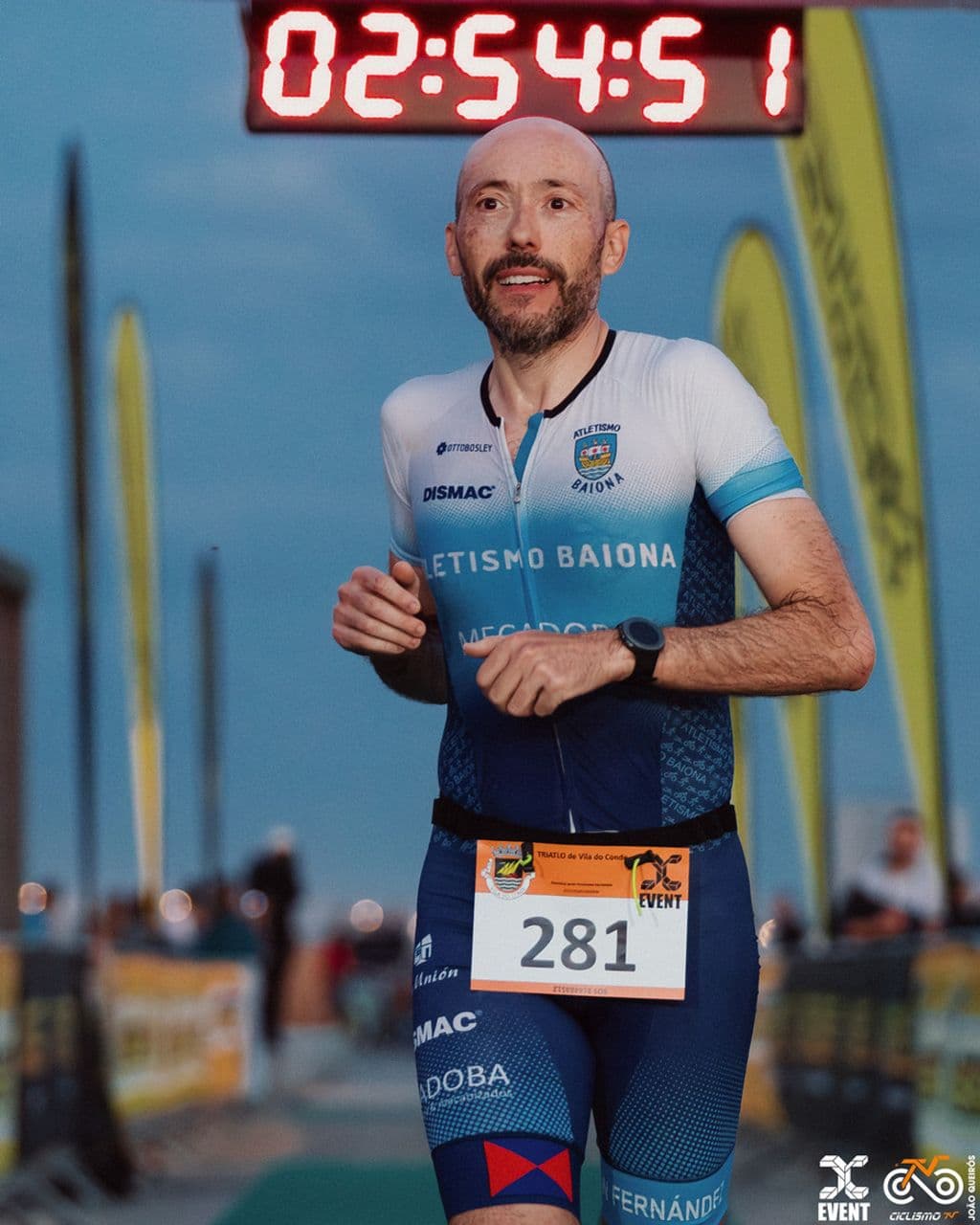 Atleta com o dorsal 281