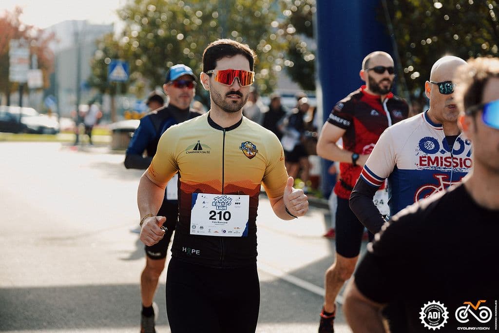Atleta com o dorsal 210