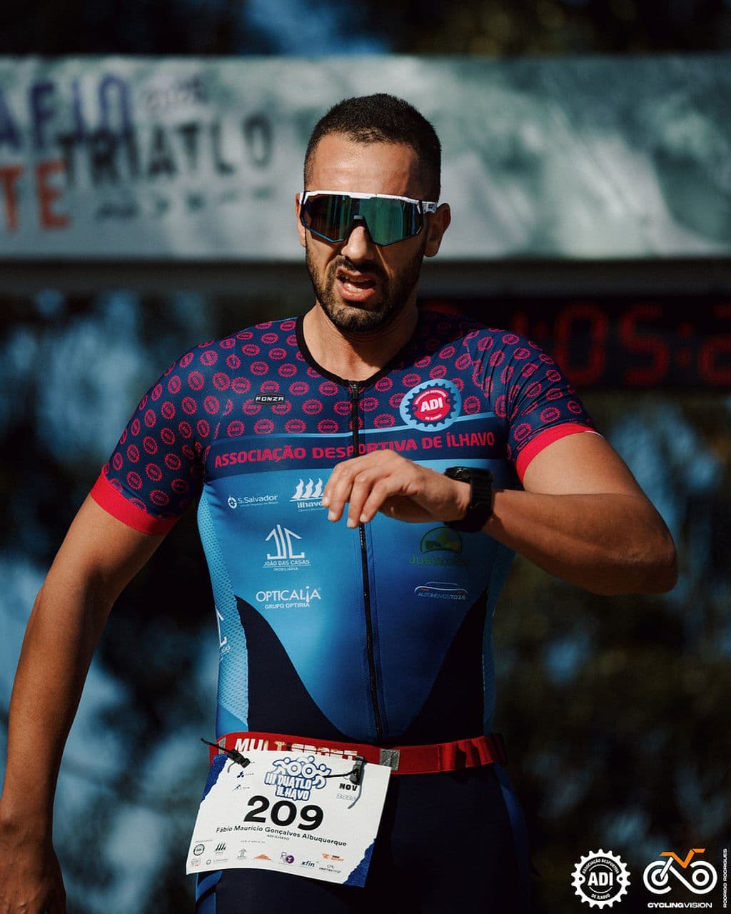 Atleta com o dorsal 209
