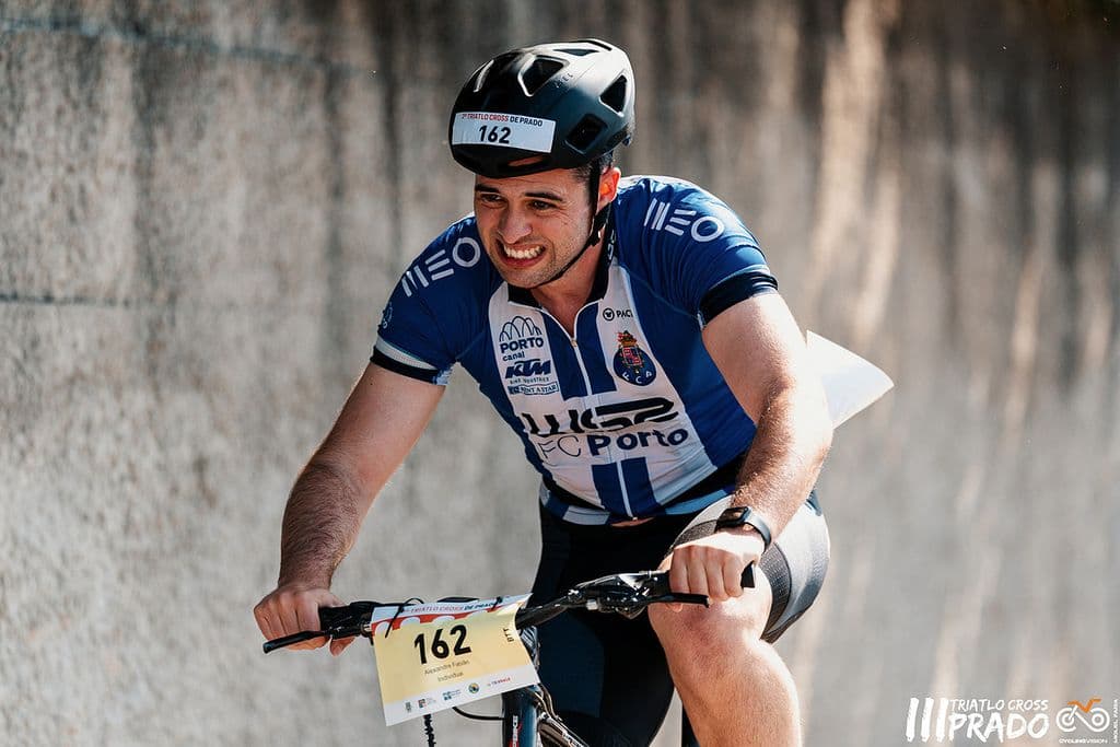 Atleta com o dorsal 162