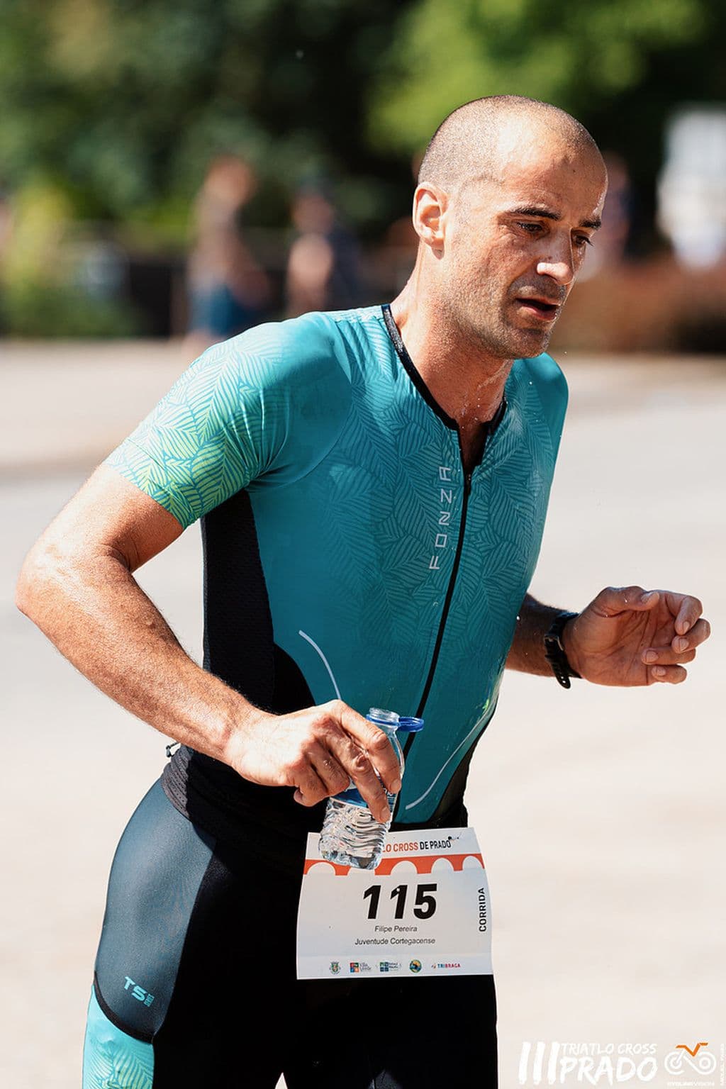 Atleta com o dorsal 115