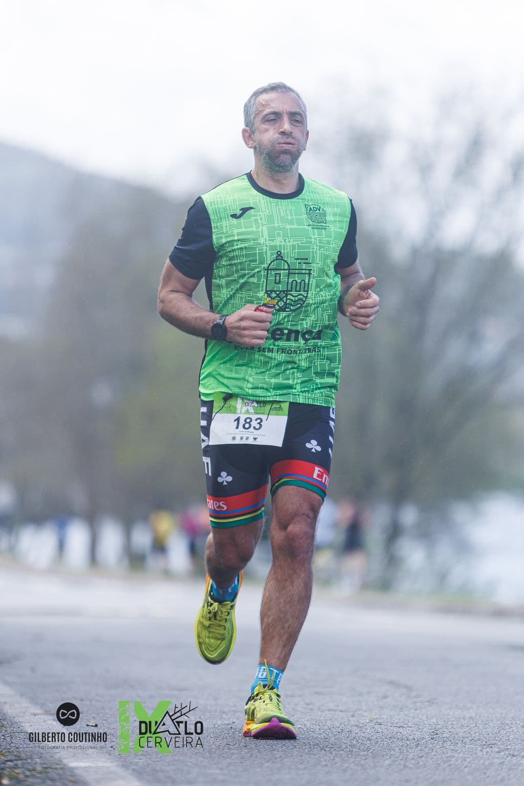 Atleta com o dorsal 183