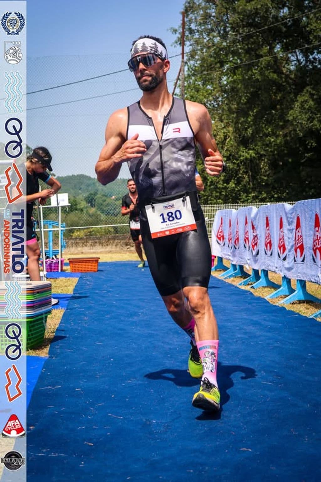 Atleta com o dorsal 180
