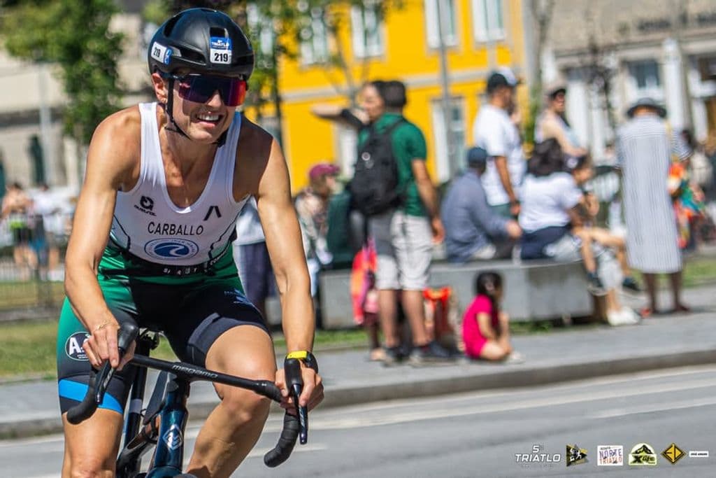 Atleta com o dorsal 219