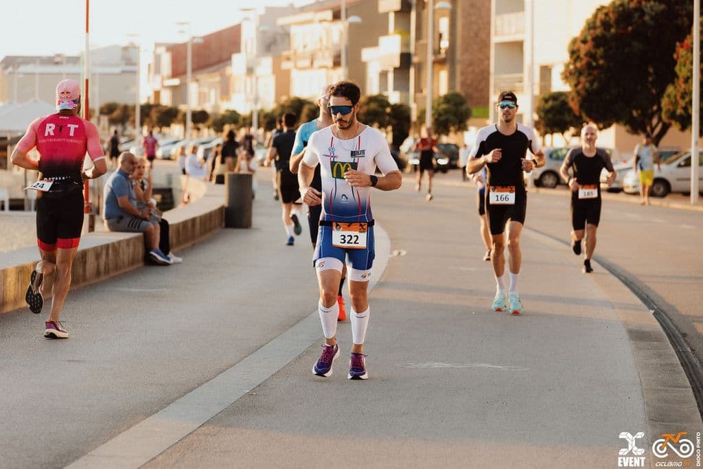 Atleta com o dorsal 322