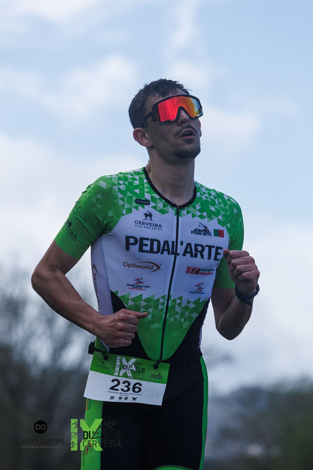 Atleta com o dorsal 236