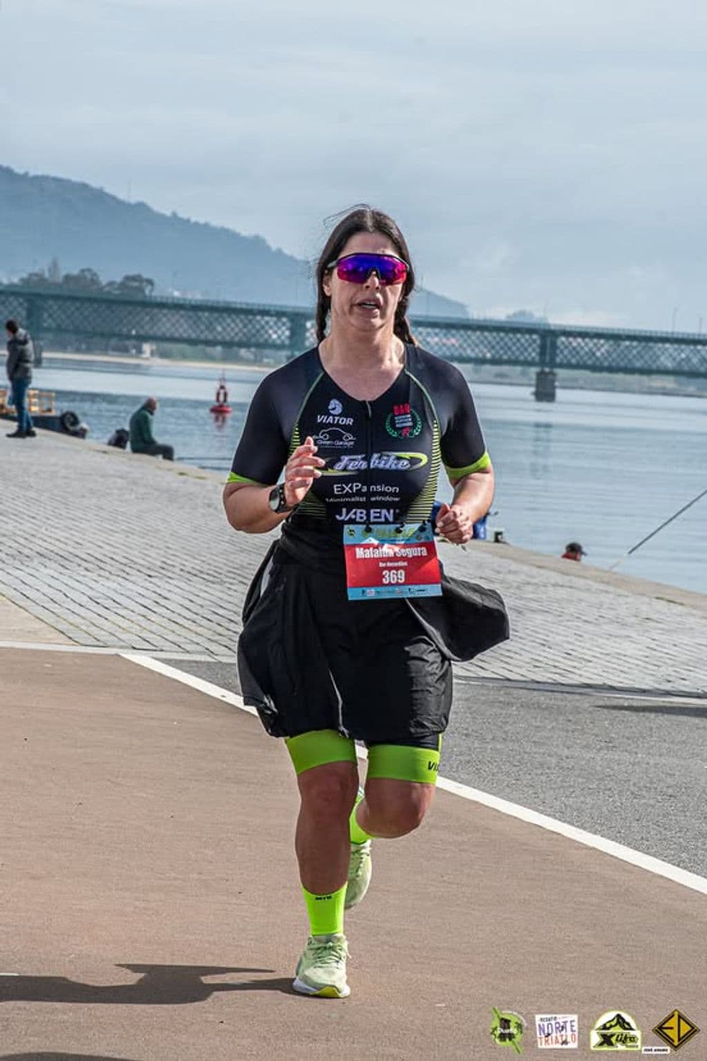 Atleta com o dorsal 369