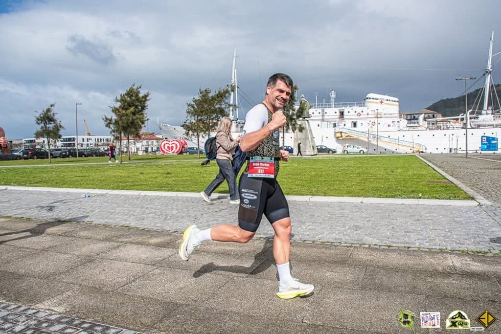 Atleta com o dorsal 317