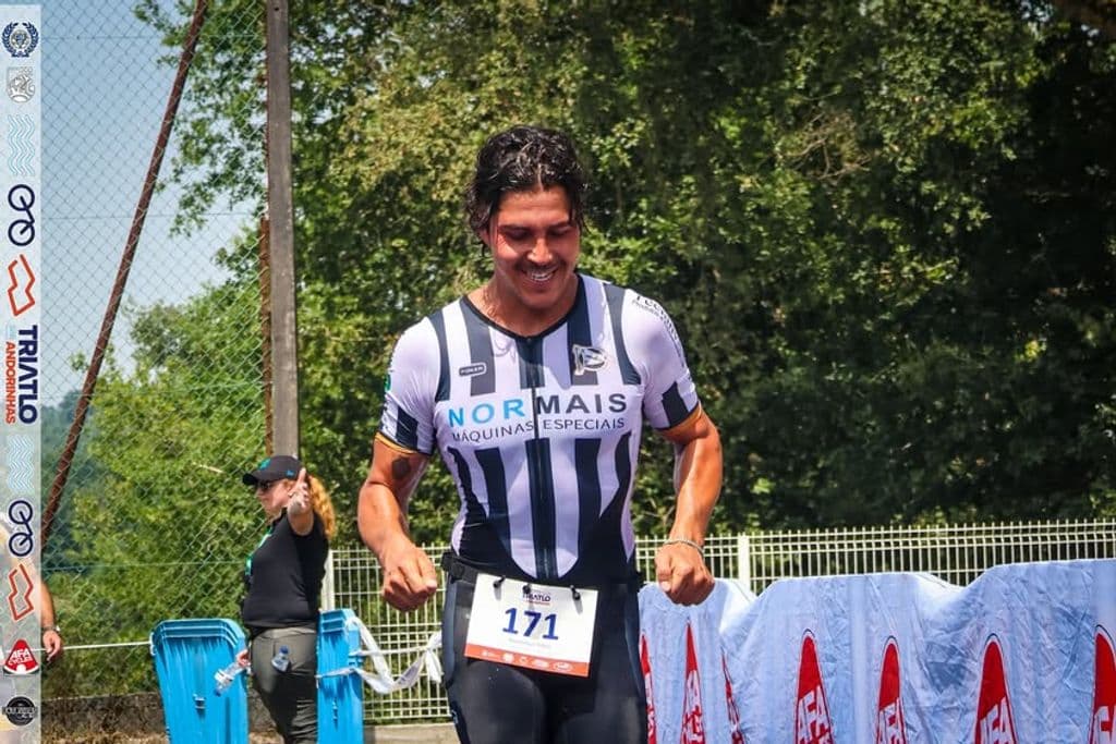 Atleta com o dorsal 171
