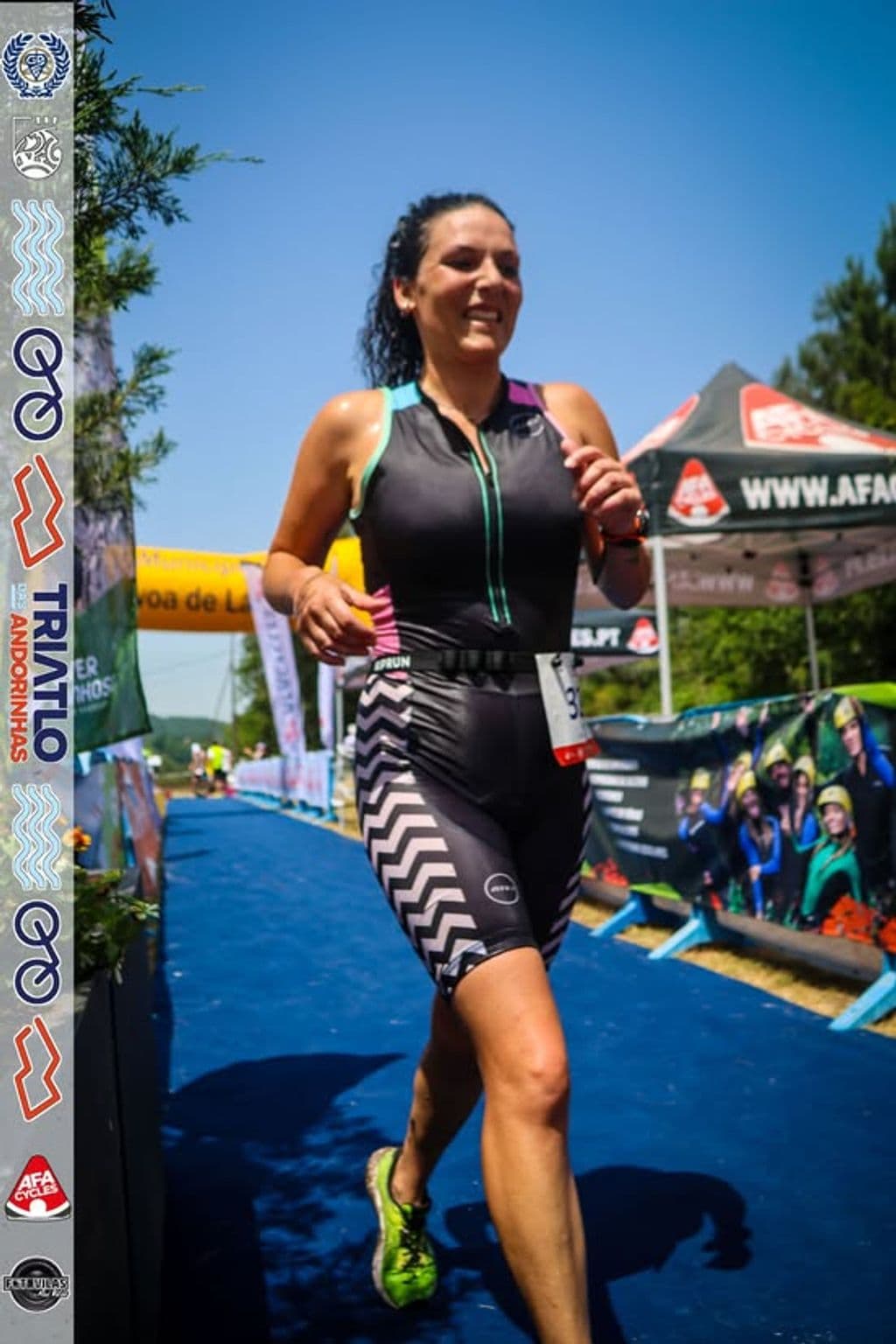 Atleta com o dorsal 328