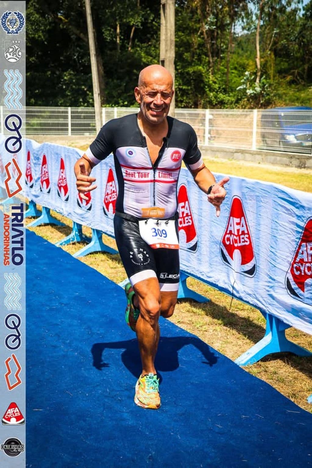 Atleta com o dorsal 309
