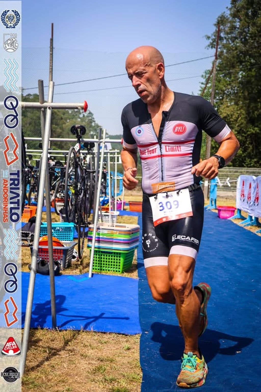 Atleta com o dorsal 309