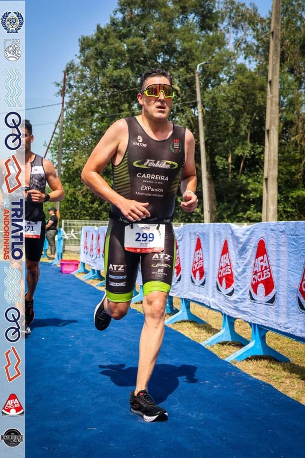 Atleta com o dorsal 299