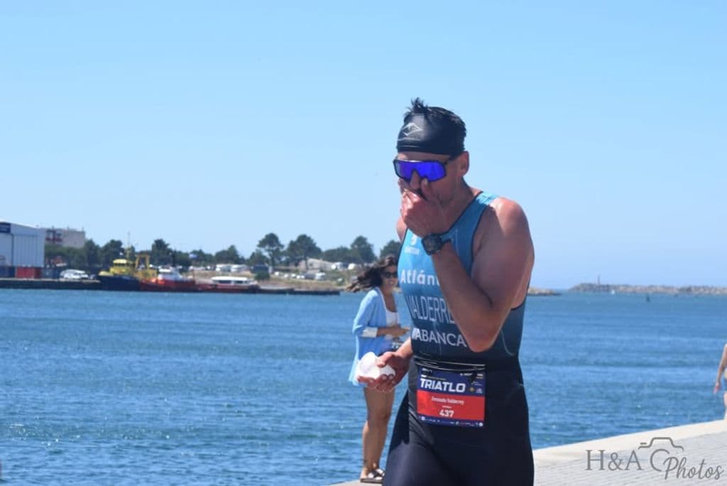 Atleta com o dorsal 437