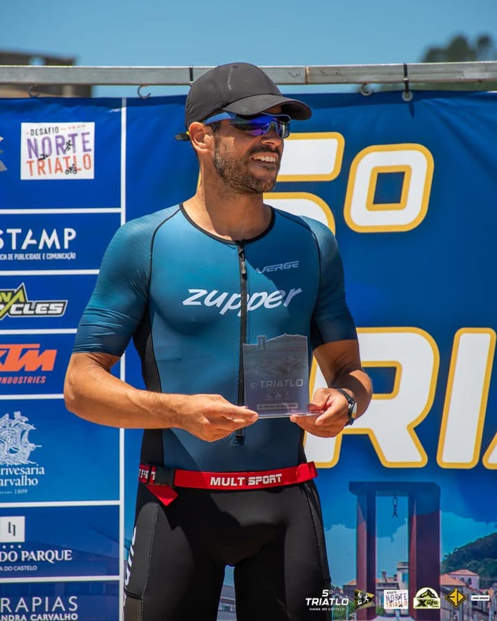 Atleta com o dorsal 185