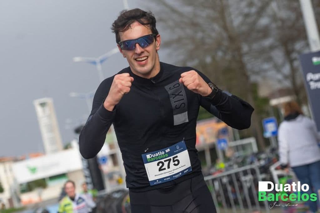 Atleta com o dorsal 275