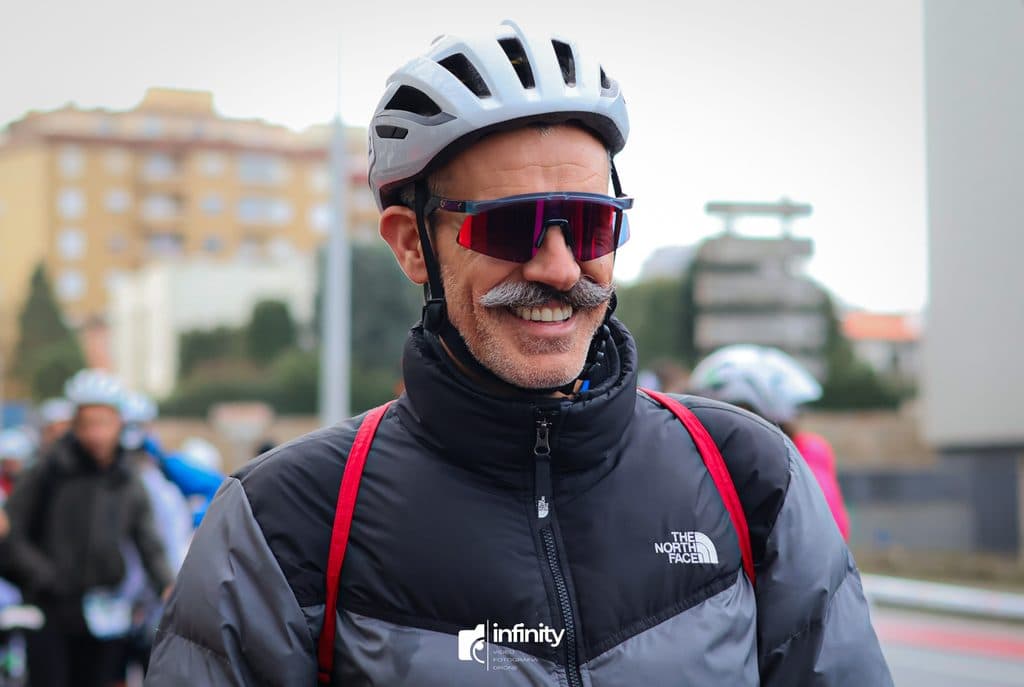 Atleta com o dorsal 442