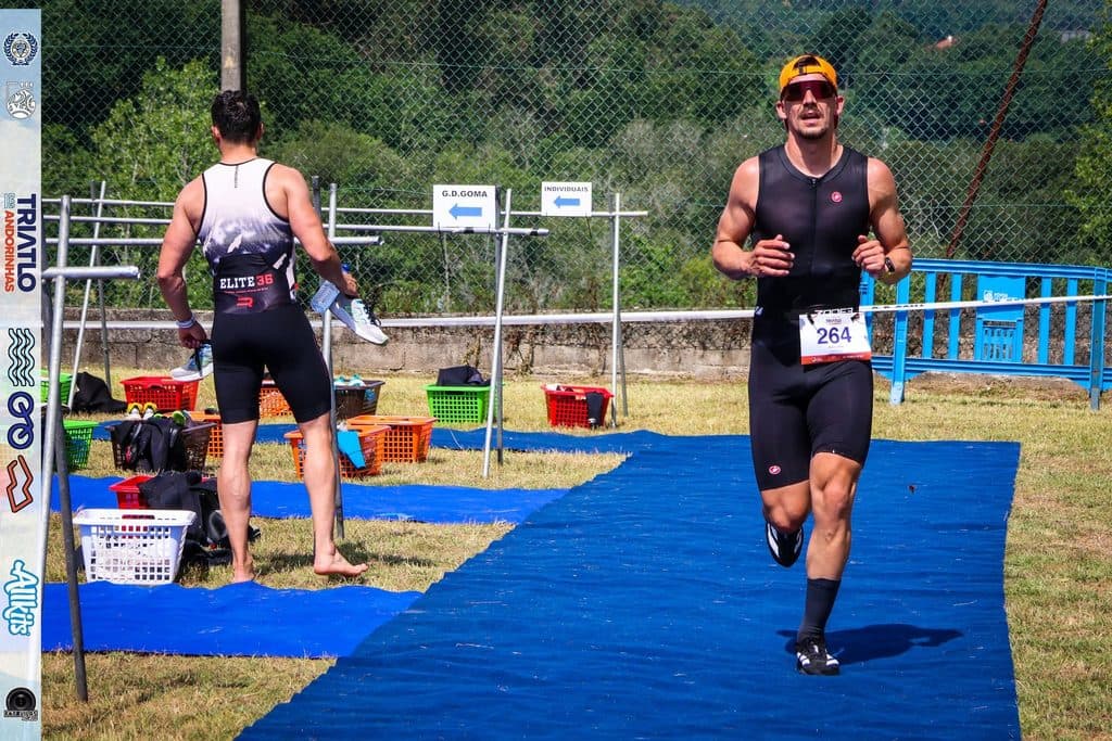 Atleta com o dorsal 264
