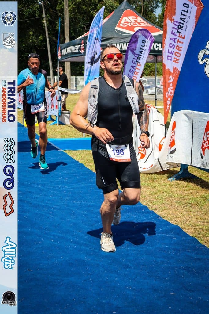 Atleta com o dorsal 196