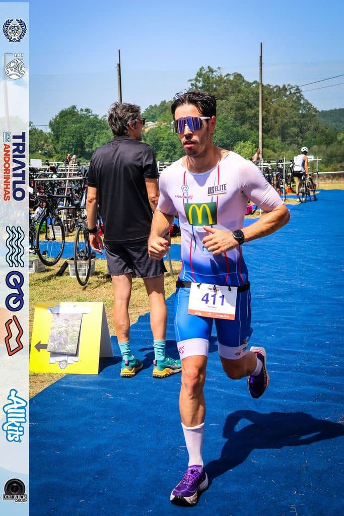 Atleta com o dorsal 411