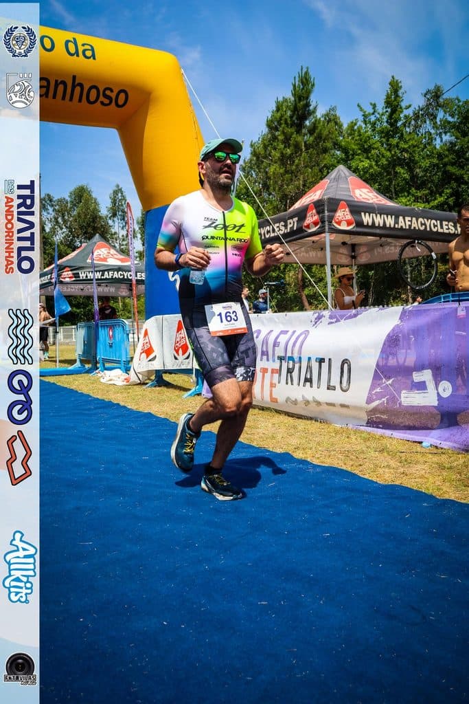 Atleta com o dorsal 163
