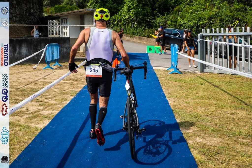 Atleta com o dorsal 245