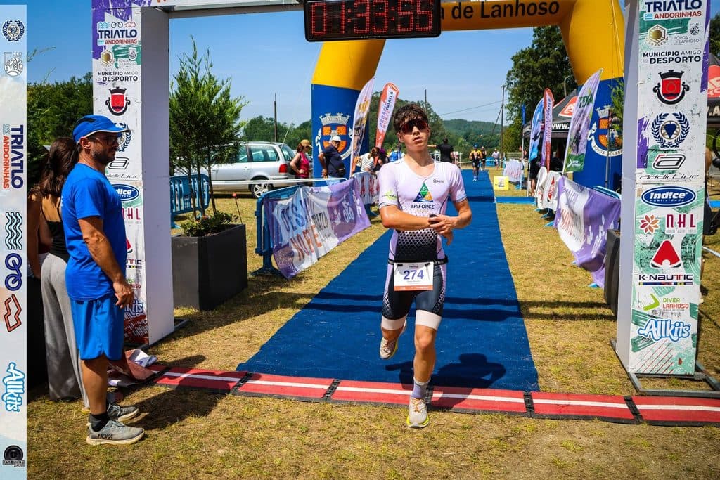 Atleta com o dorsal 274