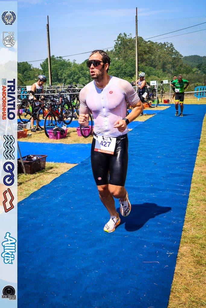 Atleta com o dorsal 427
