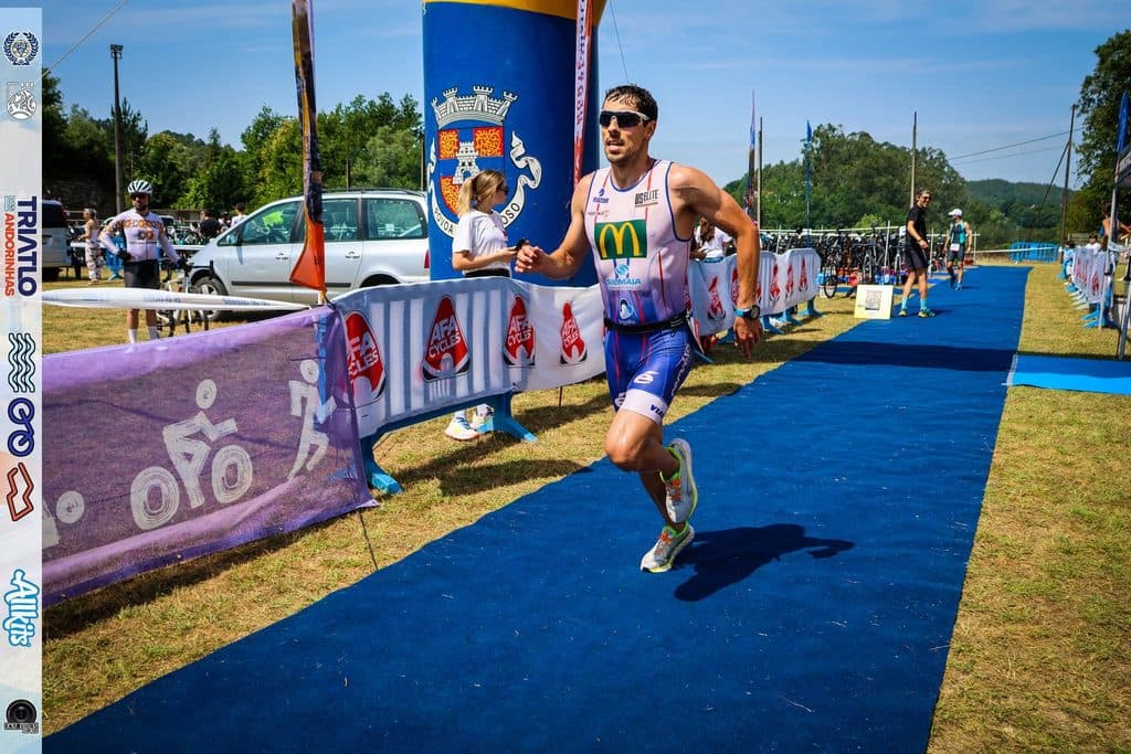 Atleta com o dorsal 412