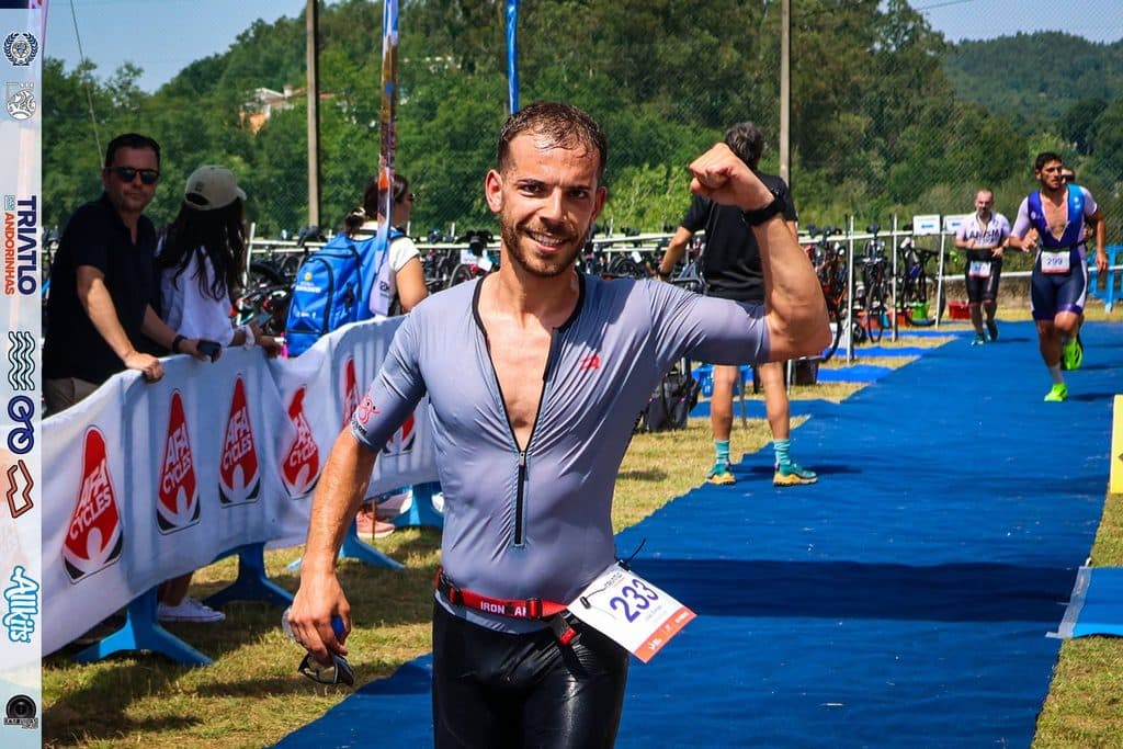 Atleta com o dorsal 233