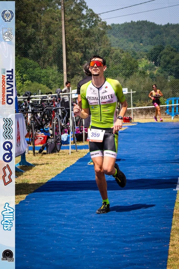 Atleta com o dorsal 359