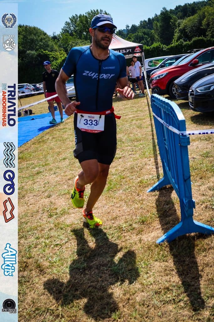 Atleta com o dorsal 333