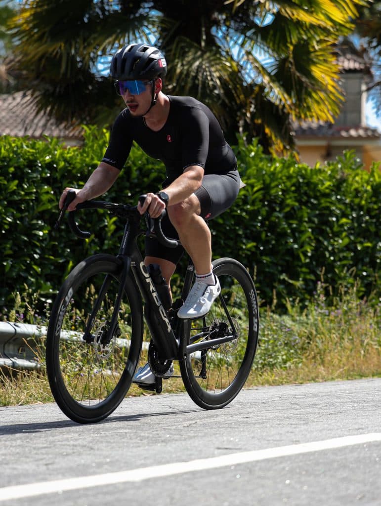 Atleta com o dorsal 220