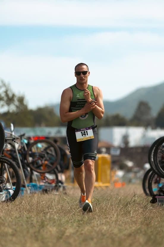 Atleta com o dorsal 141