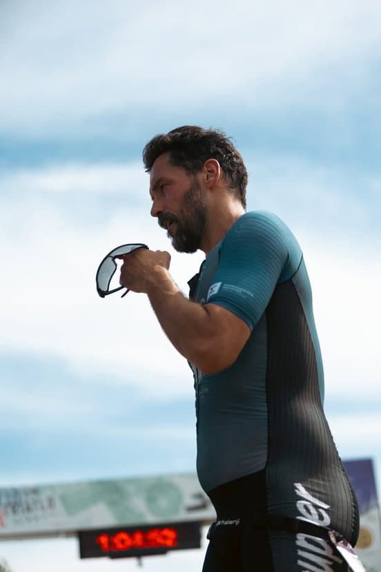 Atleta com o dorsal 157
