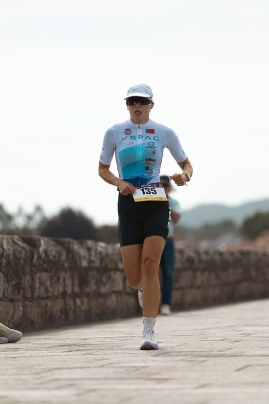 Atleta com o dorsal 135