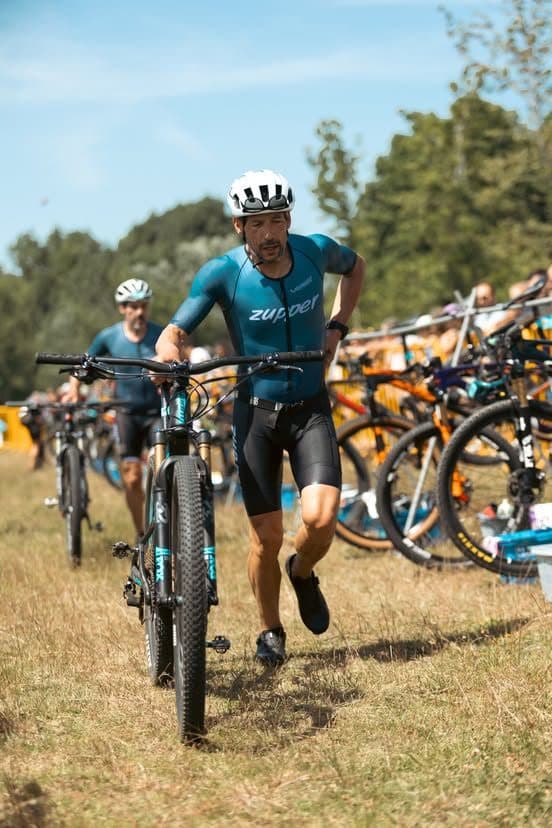 Atleta com o dorsal 136