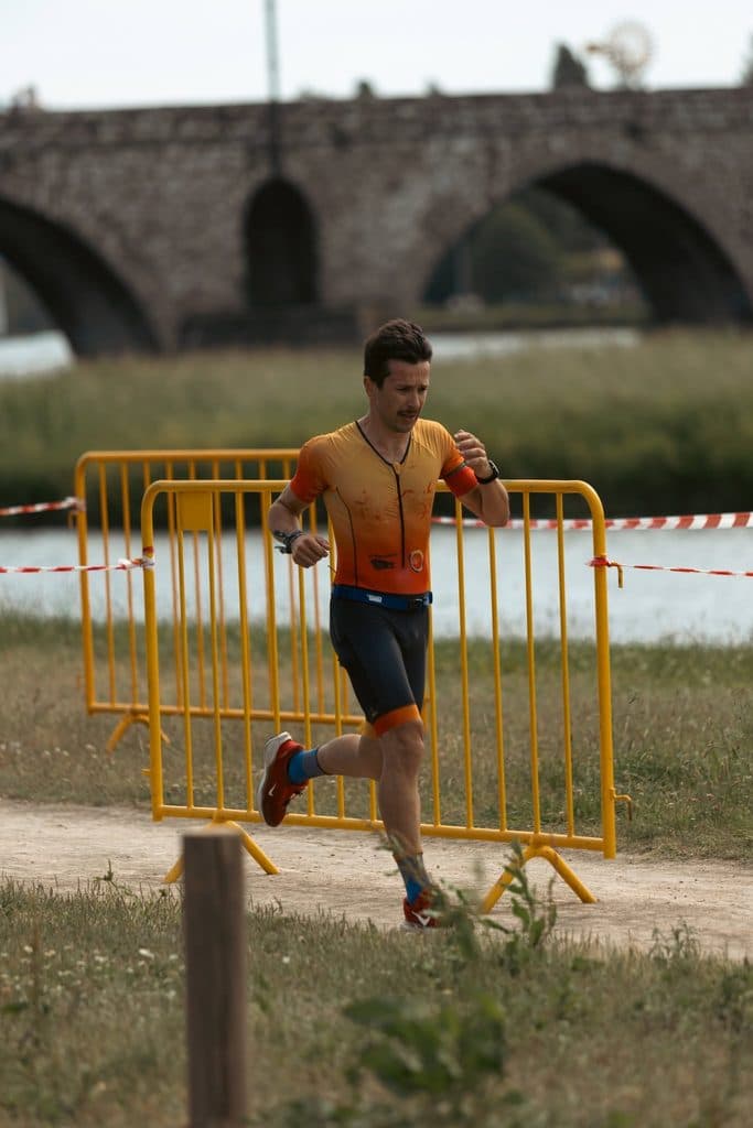 Atleta com o dorsal 162