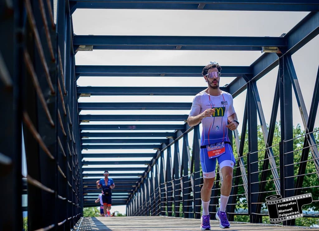 Atleta com o dorsal 470