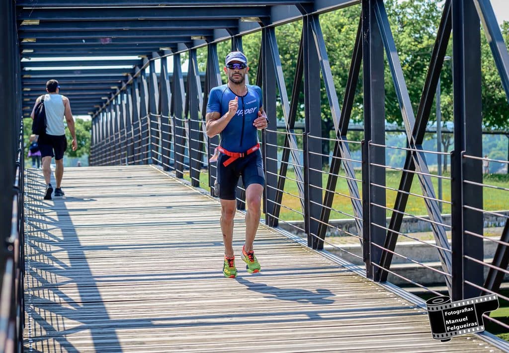 Atleta com o dorsal 219