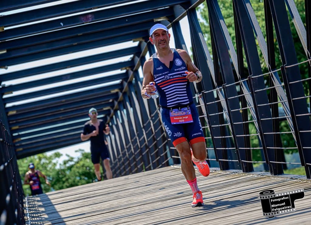 Atleta com o dorsal 425