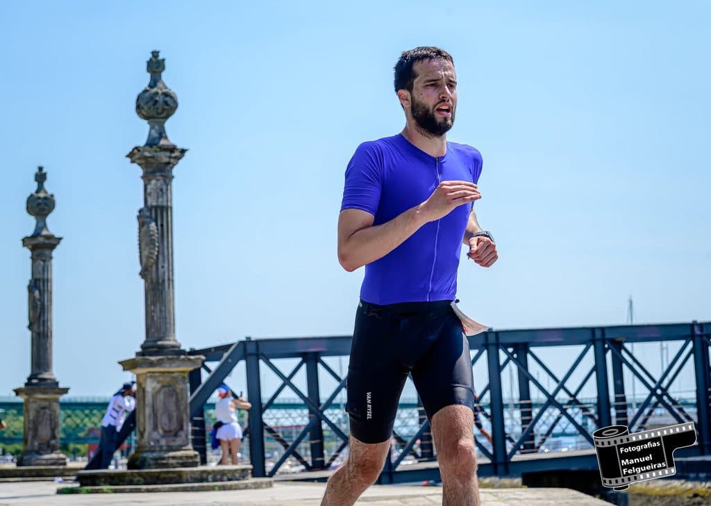 Atleta com o dorsal 424