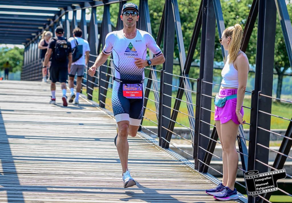 Atleta com o dorsal 299