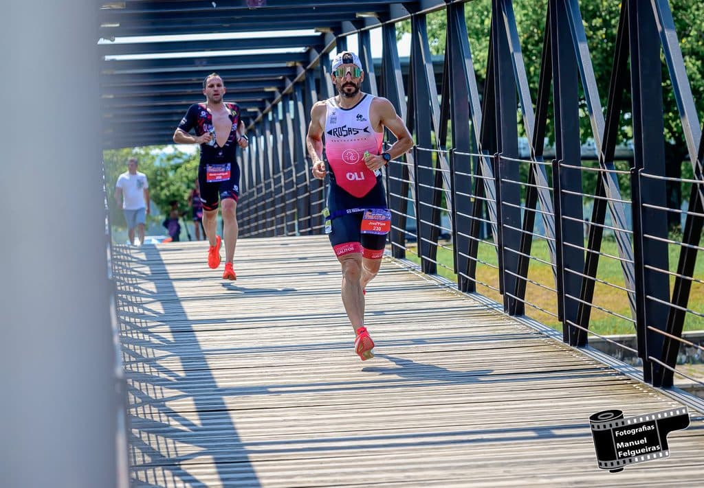 Atleta com o dorsal 230