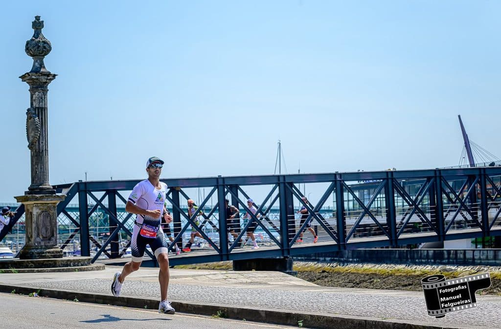 Atleta com o dorsal 299