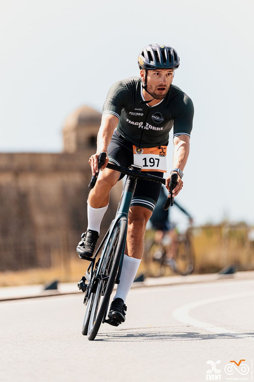 Atleta com o dorsal 197